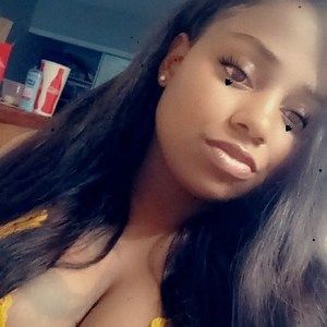 Meet your Posher, Niambi